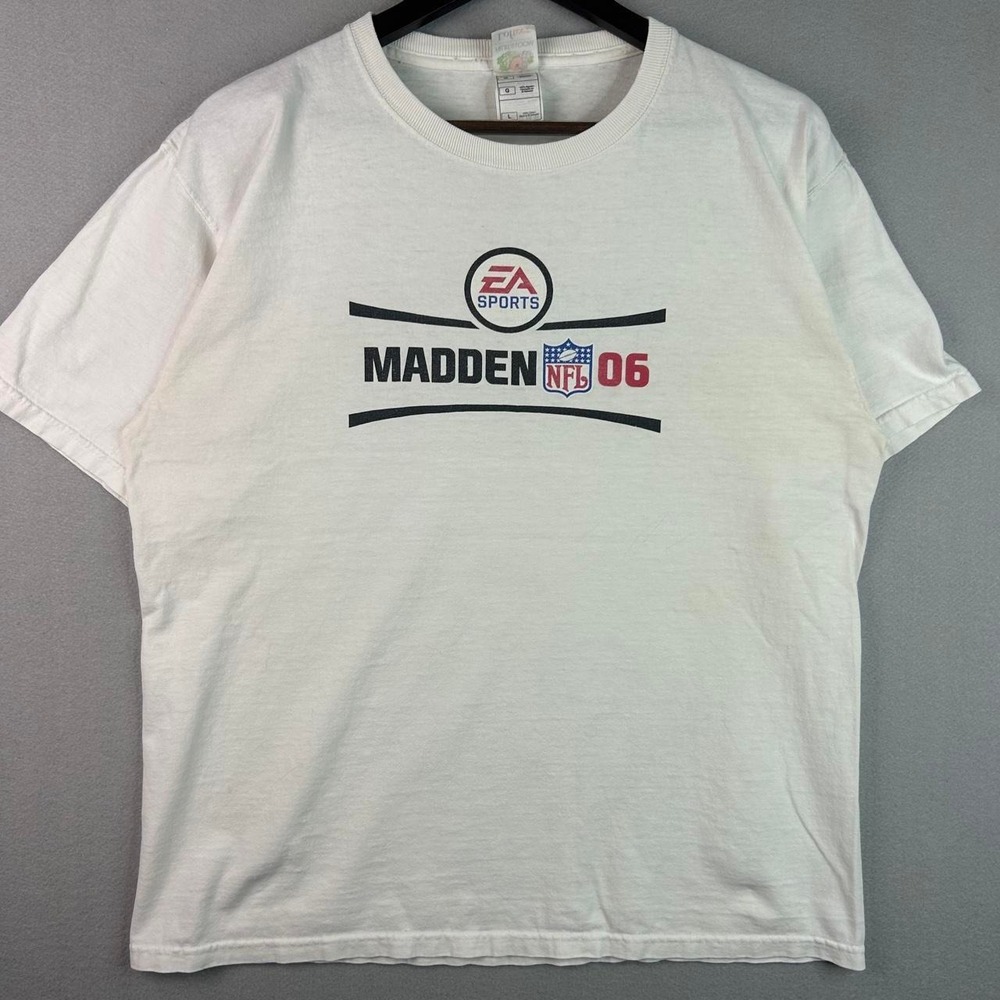 Madden 06 EA Sports NFL Football Video Game Promotional White Tee Shirt L